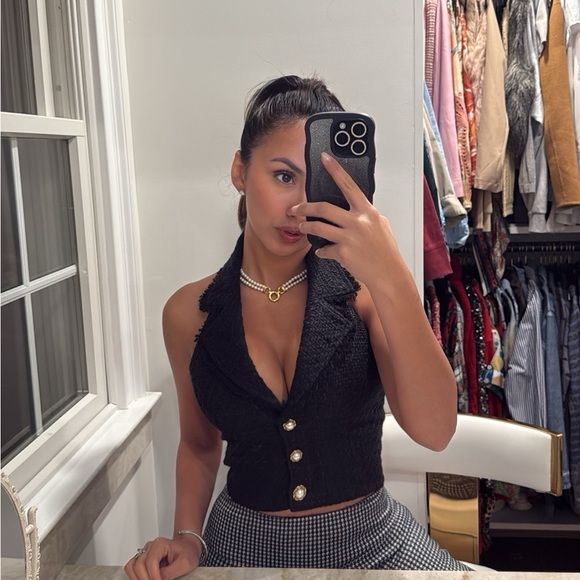 Alice + Olivia Tops - Alice + Olivia Black Halter Blouse with Notched Collar MERI HALTER VEST😍